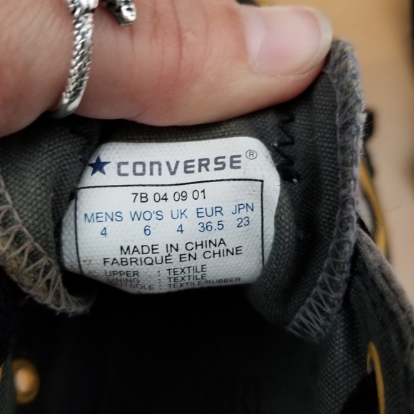 Converse All Star Limited Edition Size 7 Women's - Picture 3 of 3